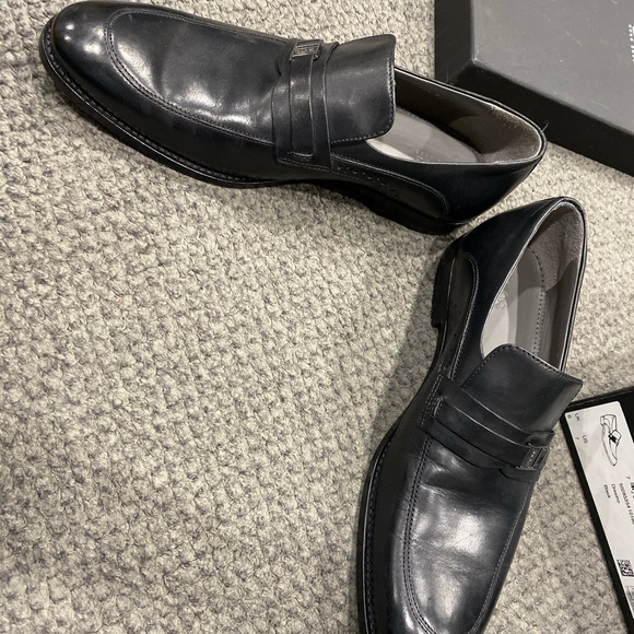Men’s Hugo boss shoes size 6